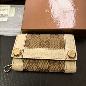 Gucci Cream and Brown Women's Wallet with box and tags